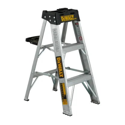LOUISVILLE LADDER 3-FOOT ALUMINUM STEP LADDER, DXL2010-03