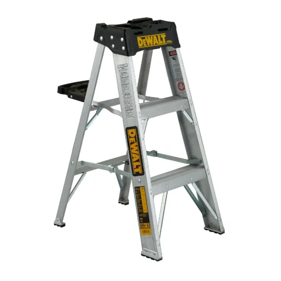 LOUISVILLE LADDER 3-FOOT ALUMINUM STEP LADDER, DXL2010-03
