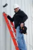 LOUISVILLE LADDER 28-FOOT FIBERGLASS EXTENSION LADDER, FE3228 - Image 3